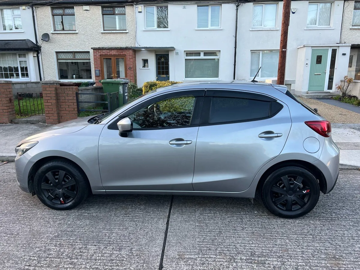 2016 Mazda Demio 1.3 Automatic - Image 4