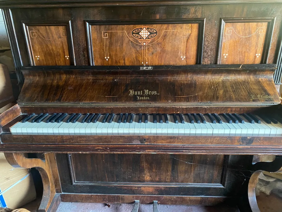 Piano - Image 2