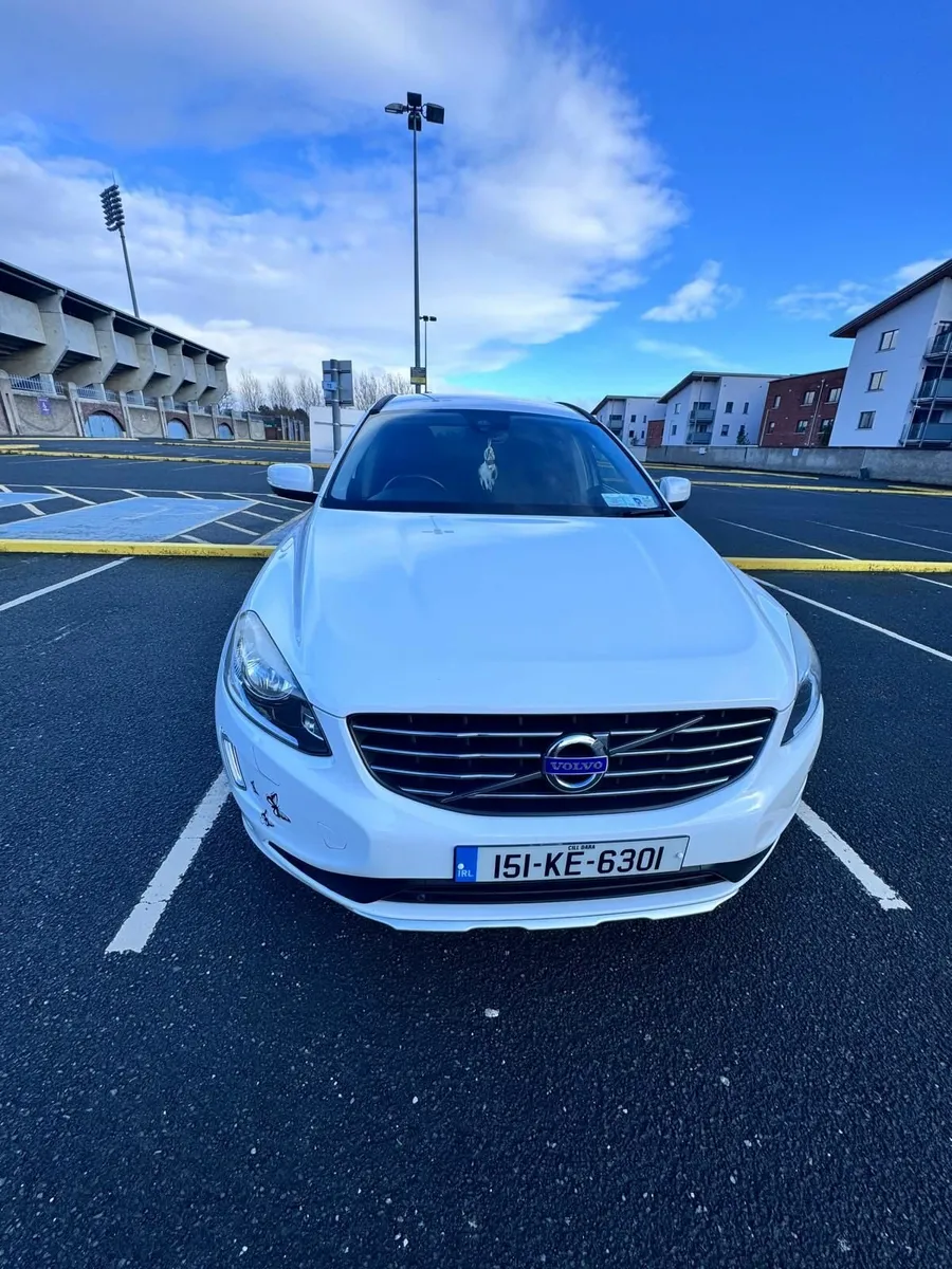 Volvo XC60 2015 - Image 4