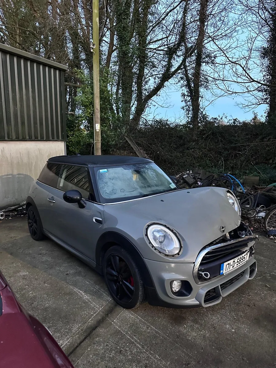 2017 Mini Cooper Sport 1.5 - Image 1