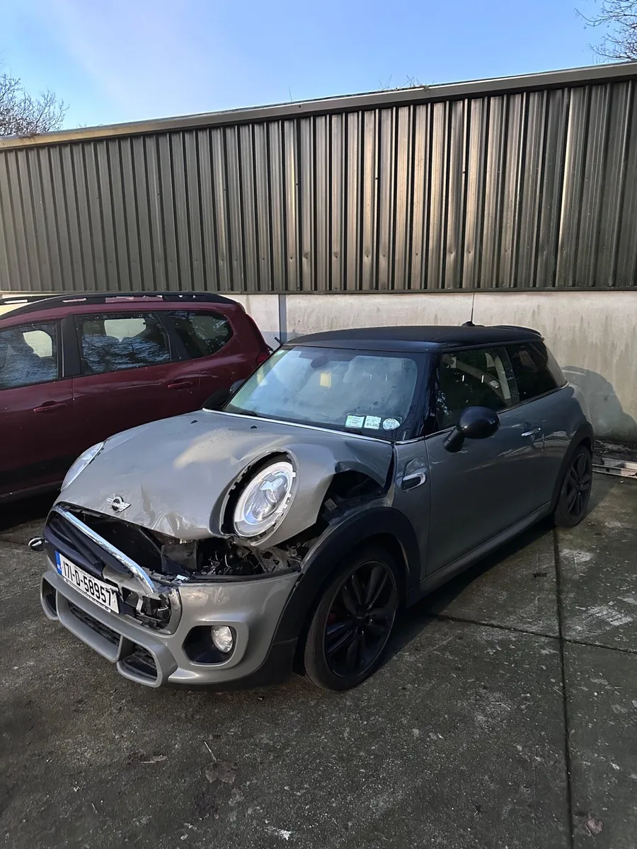 2017 Mini Cooper Sport 1.5 - Image 3