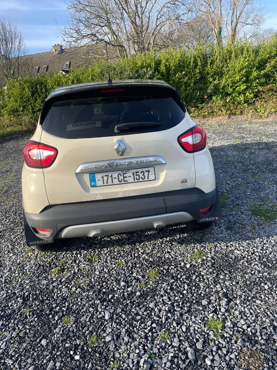 Renault Captur 2017 - Image 2