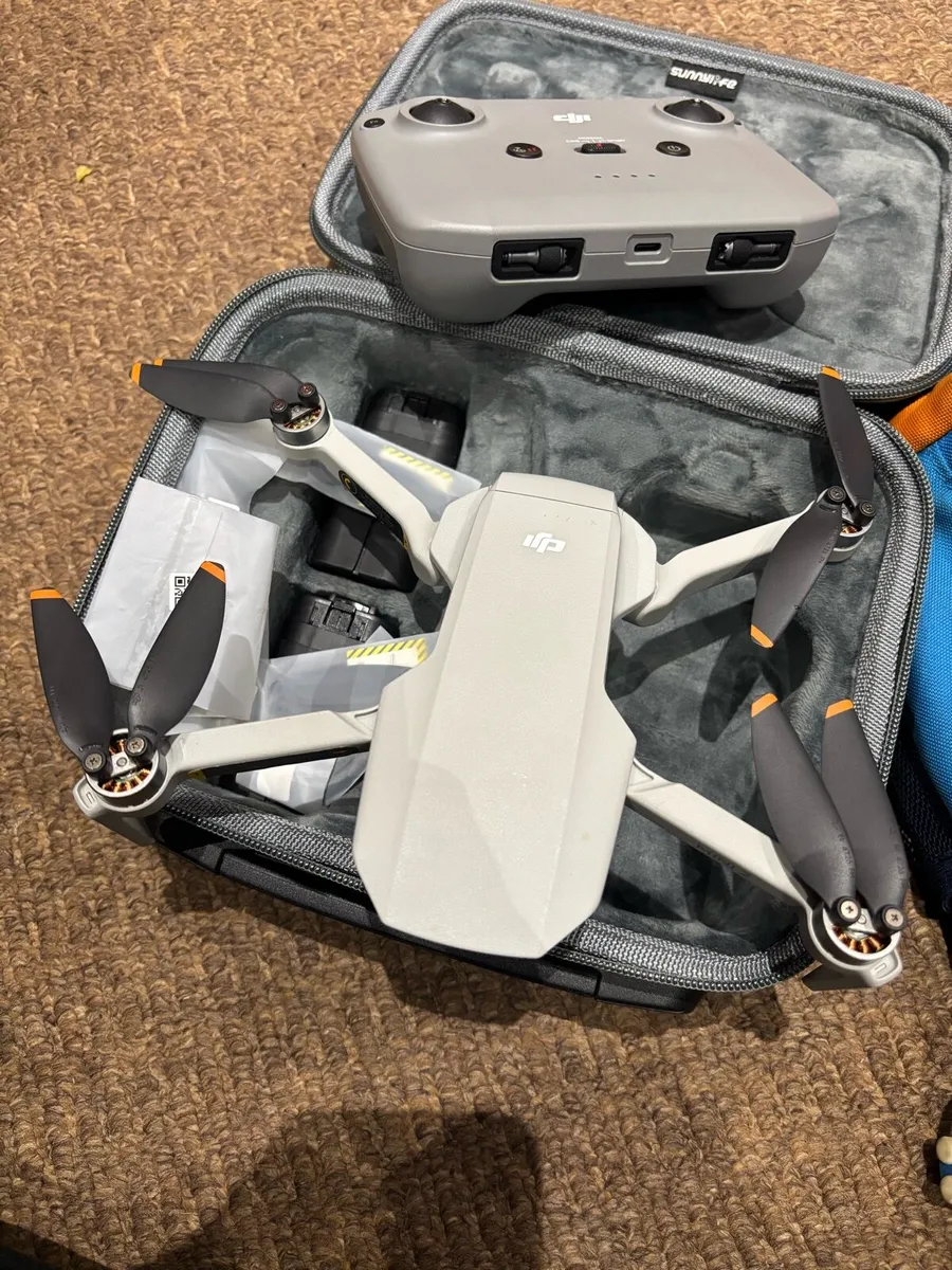 Dji mini 2 with extra battery - Image 3