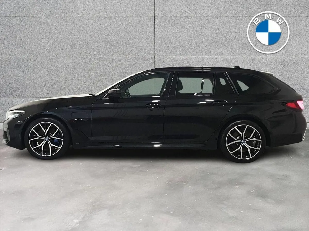 BMW 5-Series 530e M Sport Touring - Image 4