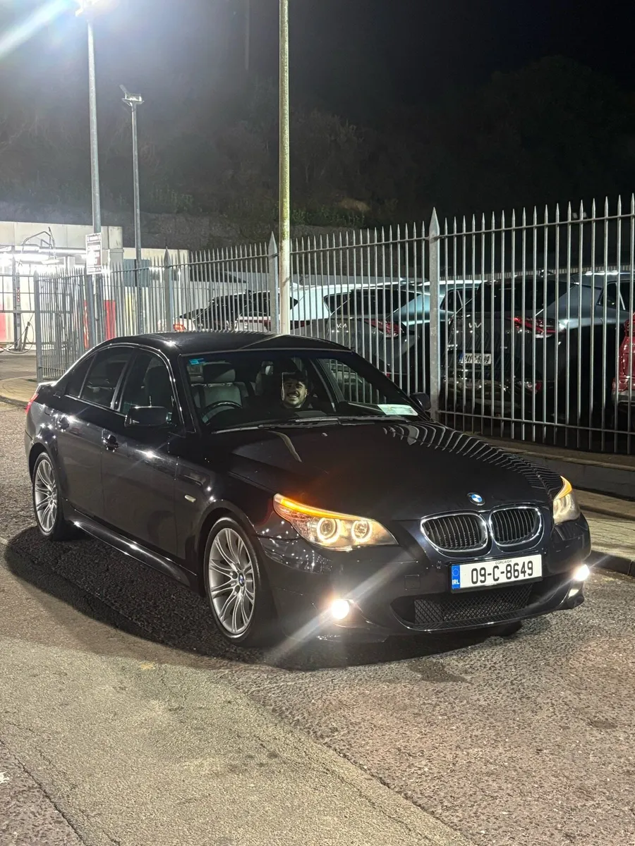 BMW 520 E60 - Image 2