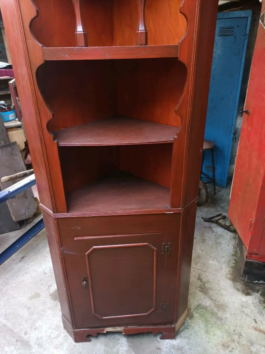 Corner Unit - Image 1