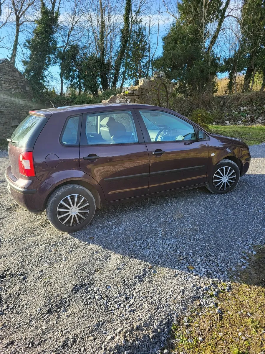 Volkswagen Polo 2004 - Image 2