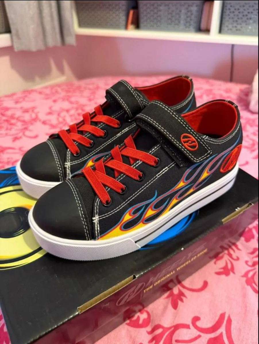 Heelys BRAND NEW - Image 1