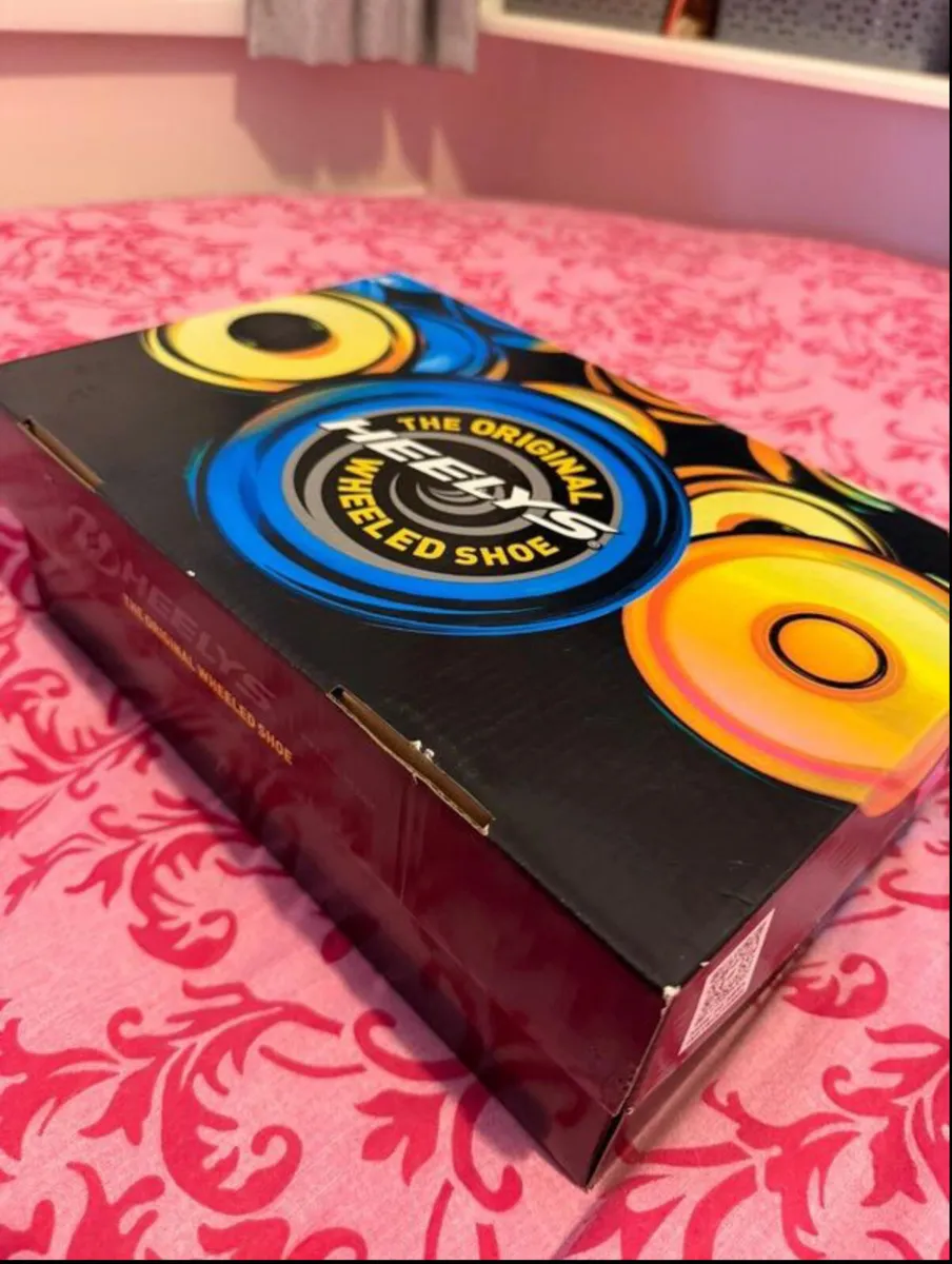 Heelys BRAND NEW - Image 4