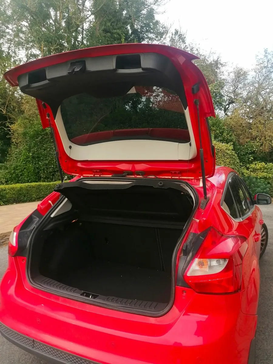 Ford Focus 2012 1.6L TDCI - Image 3