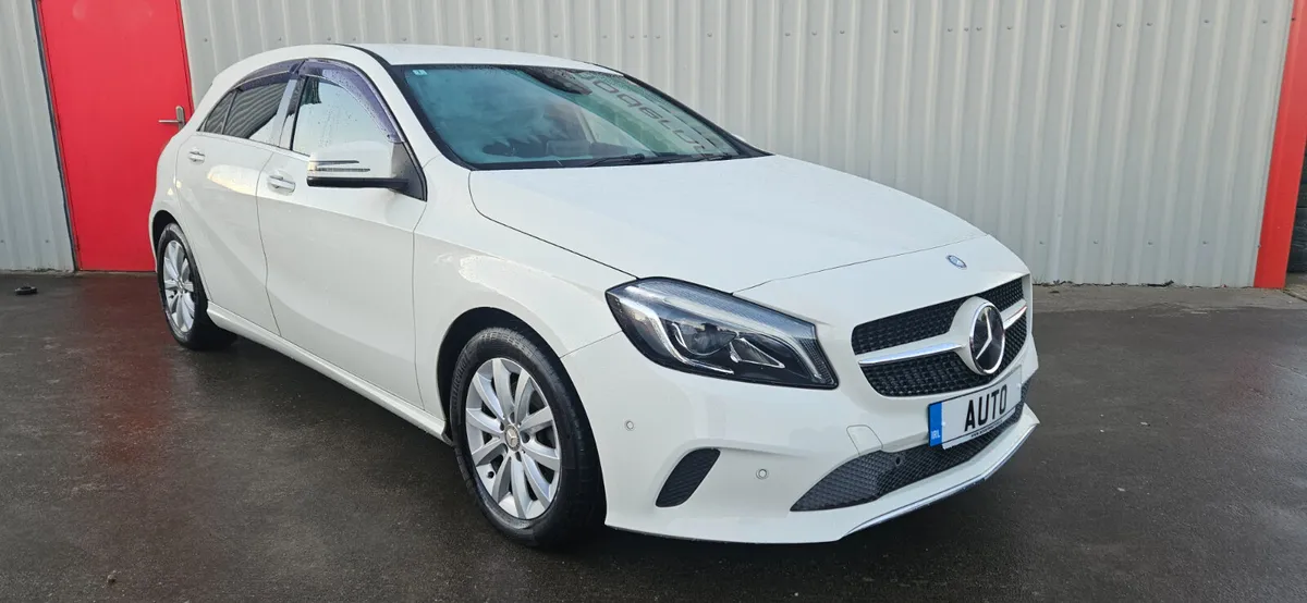 Mercedes a180 automatic 1.6 petrol low kms - Image 3