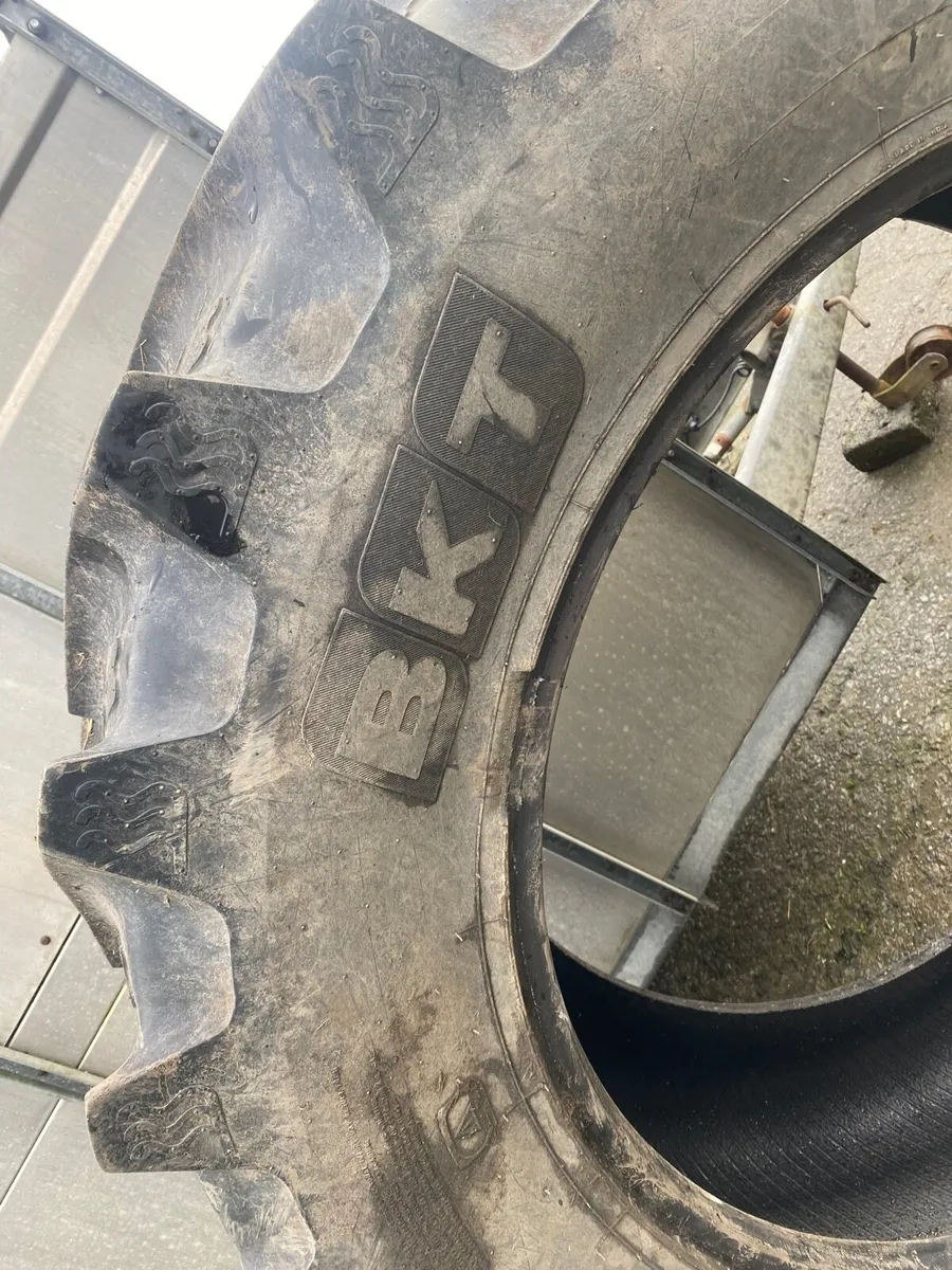 Tyre 540/65 R38 - Image 2