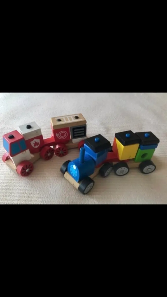 Wooden train / fire trucks - Image 1
