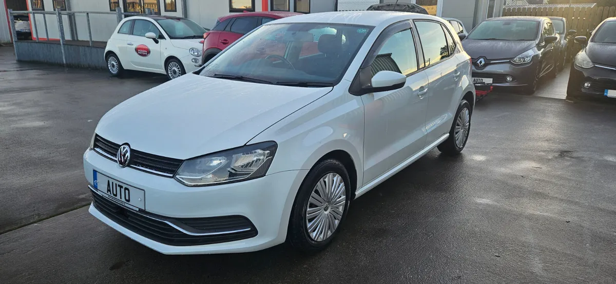 Volkswagen Polo auto 1.2 dsg comfortline low kms - Image 4