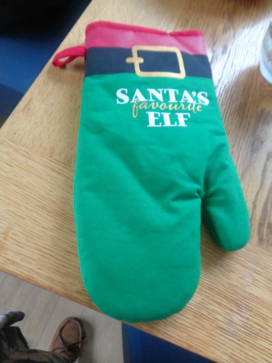 Christmas Oven Glove for sale - Image 1