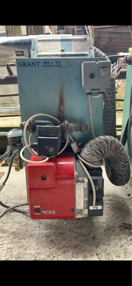 Grant oil boiler - Image 3