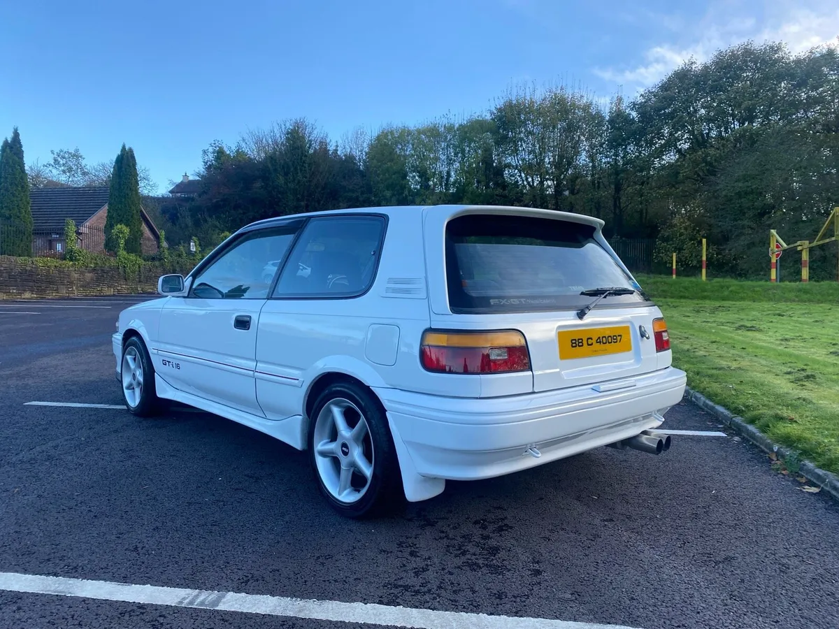 Toyota Corolla GTI 1.6 - Image 2