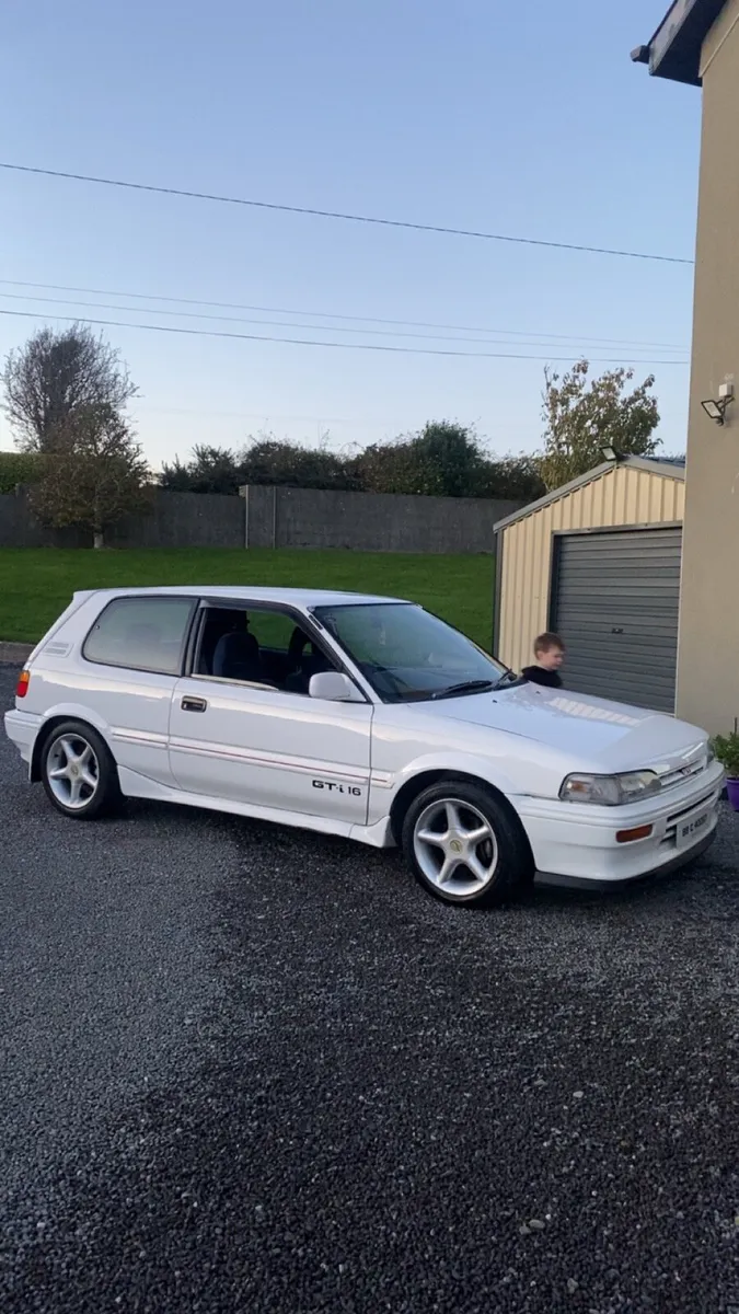 Toyota Corolla GTI 1.6 - Image 4