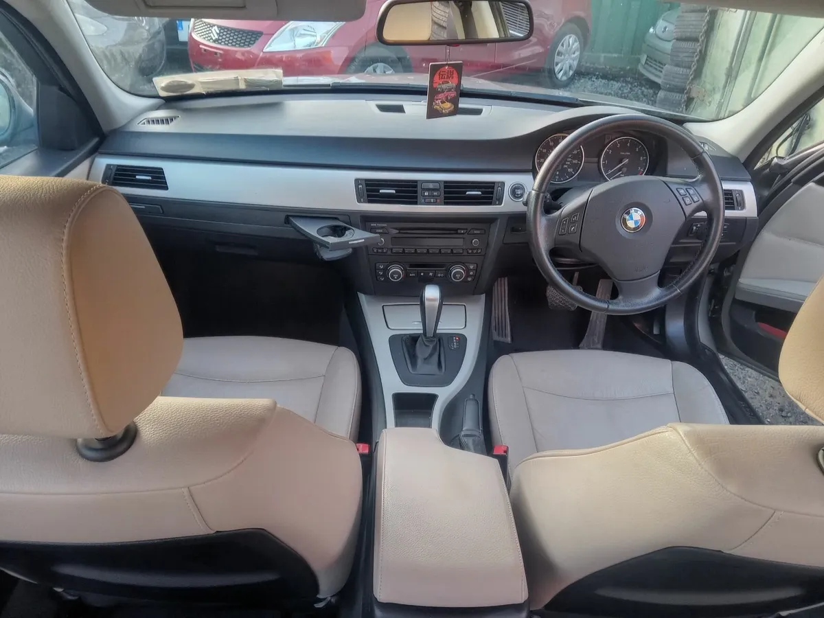 BMW 3-Series 2008 - Image 4