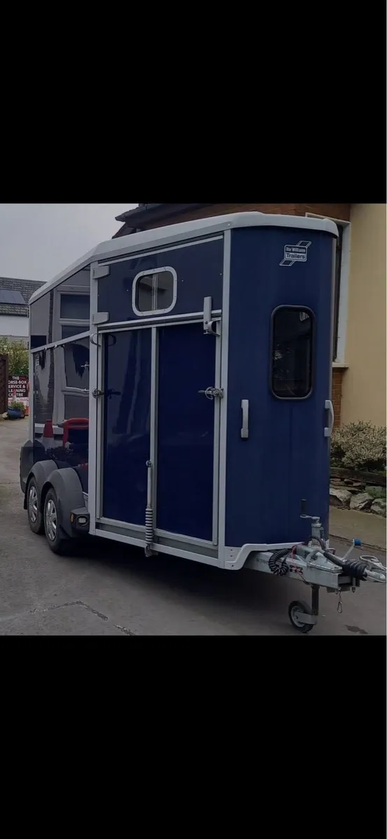 Ifor Williams HB511 horse trailer - Image 2