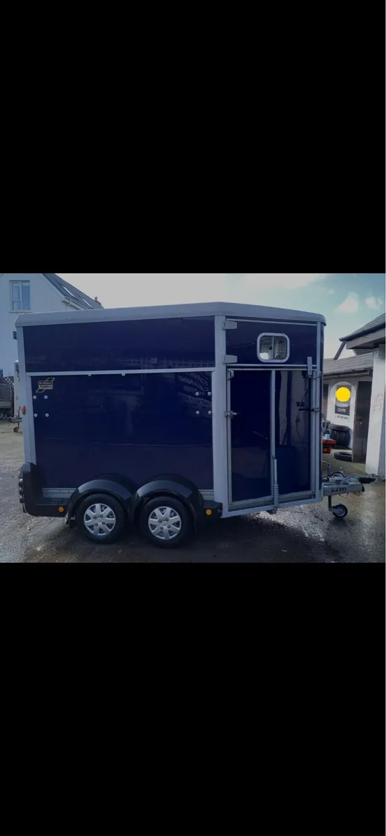 Ifor Williams HB511 horse trailer - Image 1