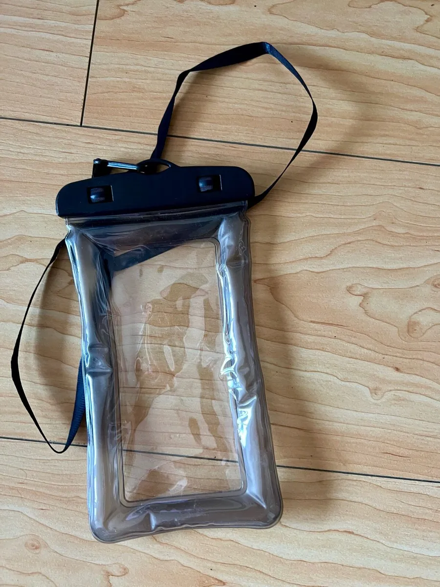 Waterproof Phone Bag - Image 1