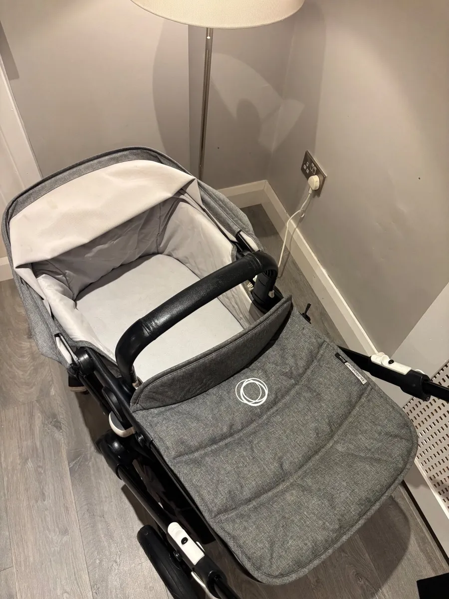 Bugaboo Fox Buggy - Excellent Condition - Image 3