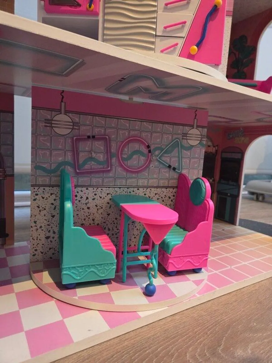 LOL doll house - Image 3
