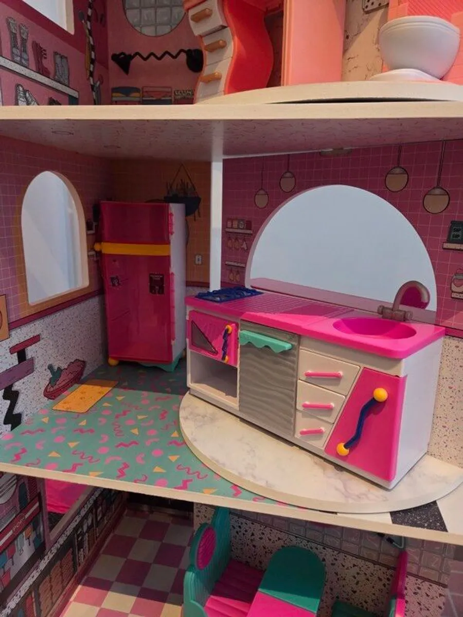 LOL doll house - Image 4