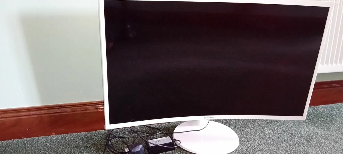 Computer monitor - Image 1