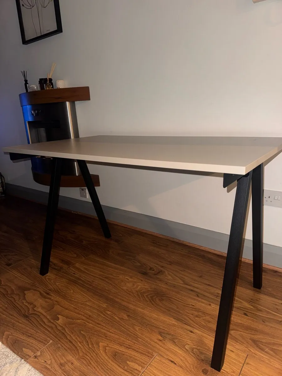 IKEA FLINTAN desk (120cm) and TROTTEN desk chair - Image 2