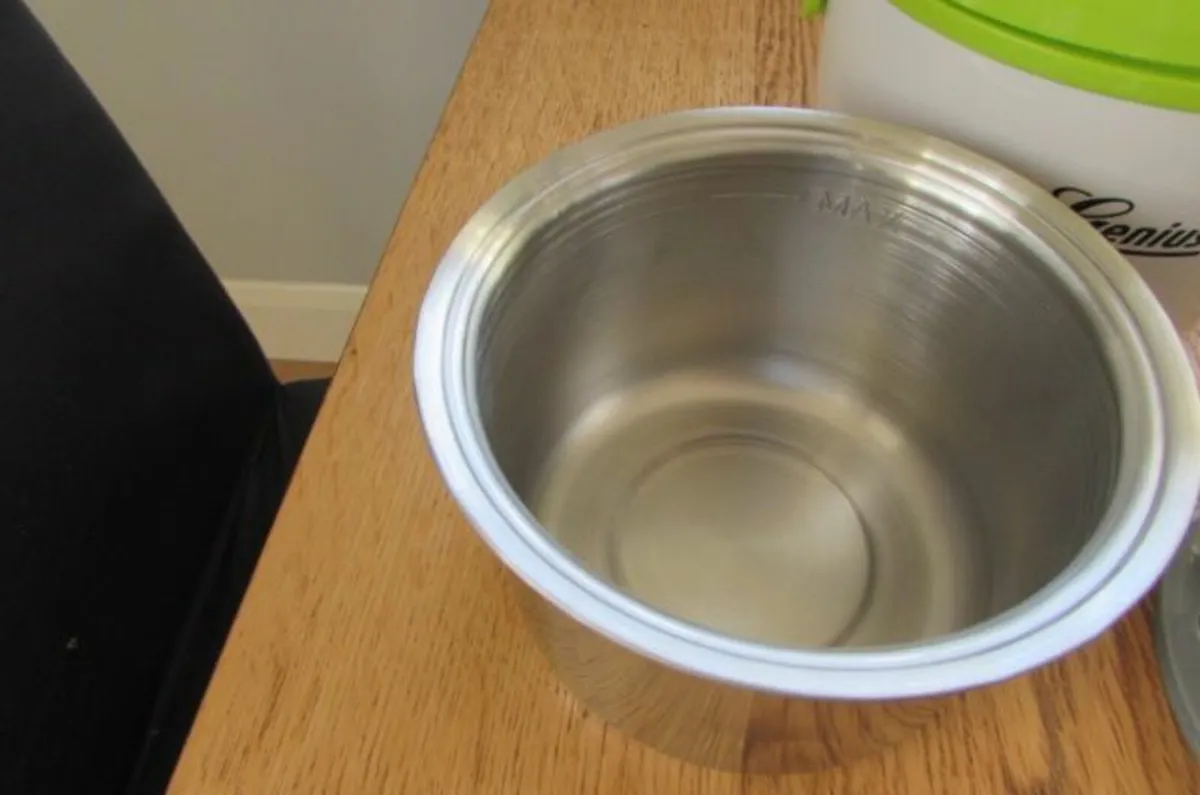 "Genius" Hot Pot for Sale - Image 2