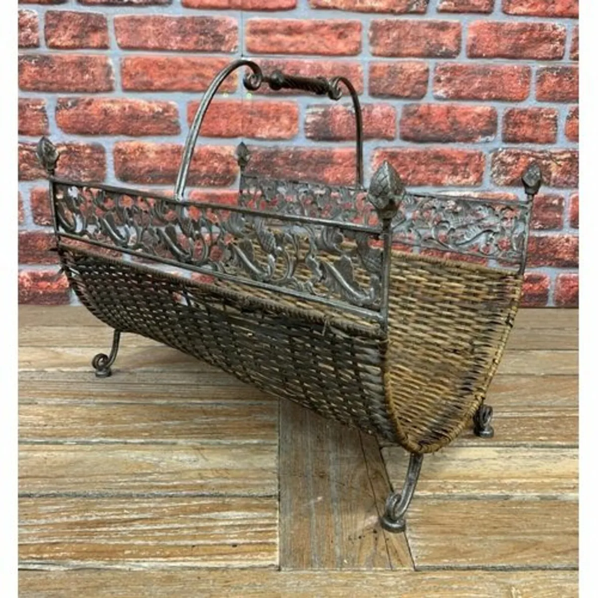 Log basket>Magazine Rack