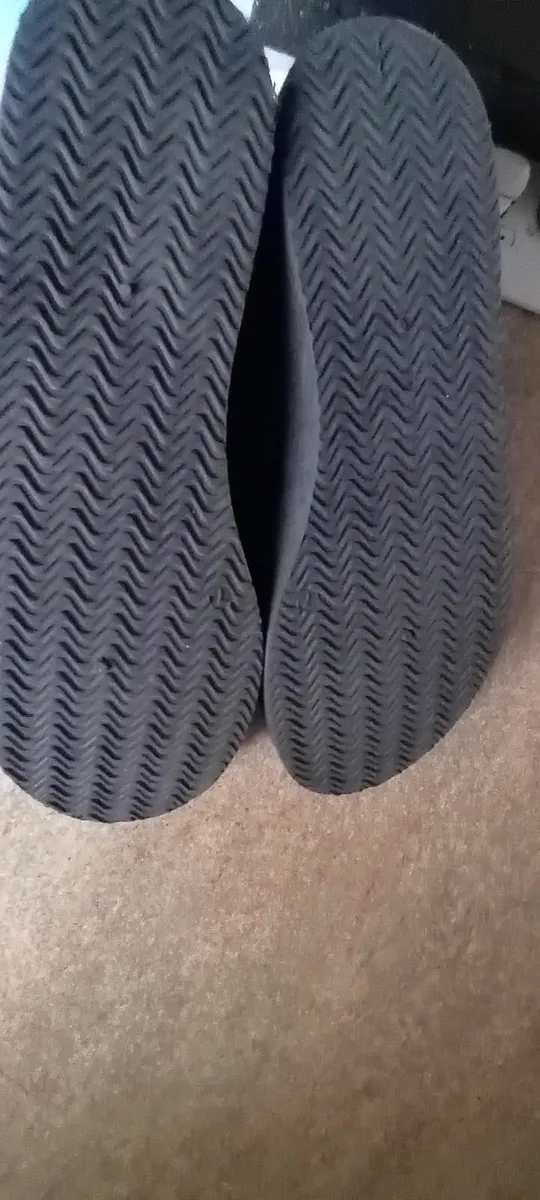 BRAND NEW Ladies boots - Image 2