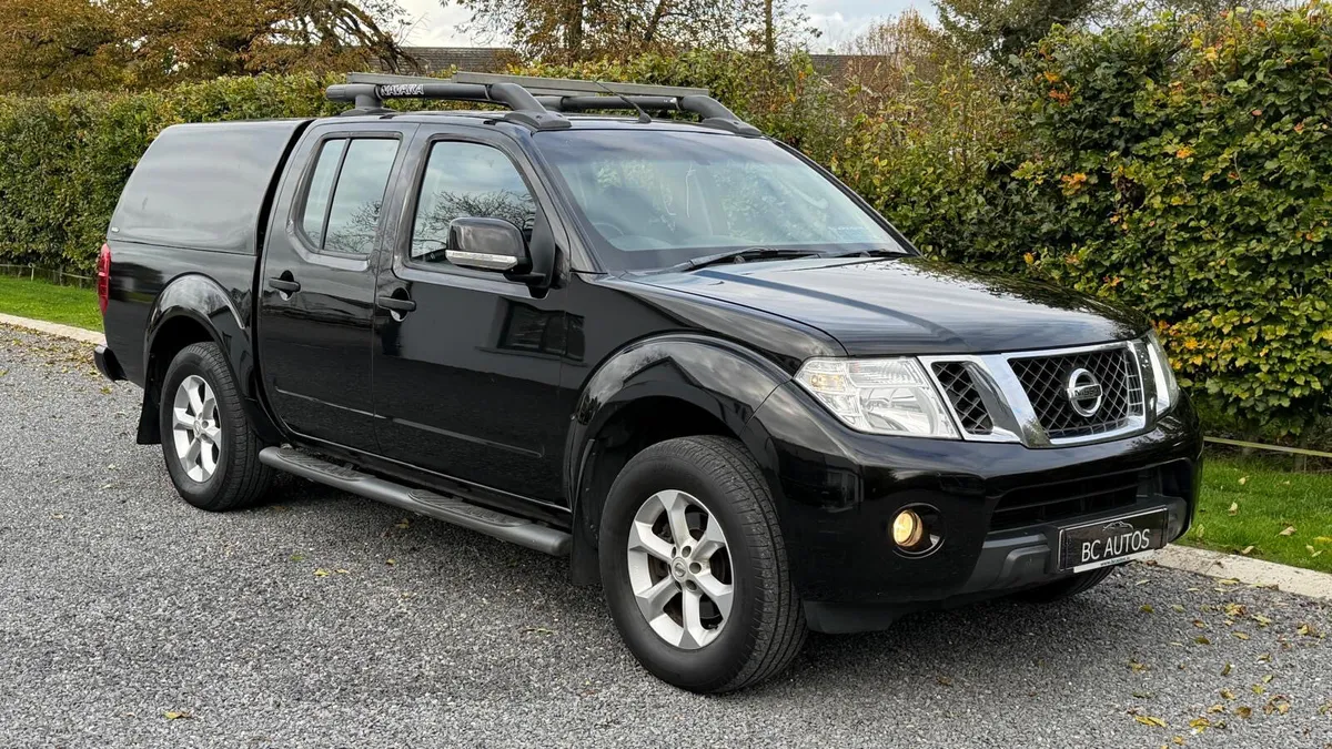 2014 Nissan Navara Tekna 2.5 DCI 5 Seat N1 Crewcab - Image 1