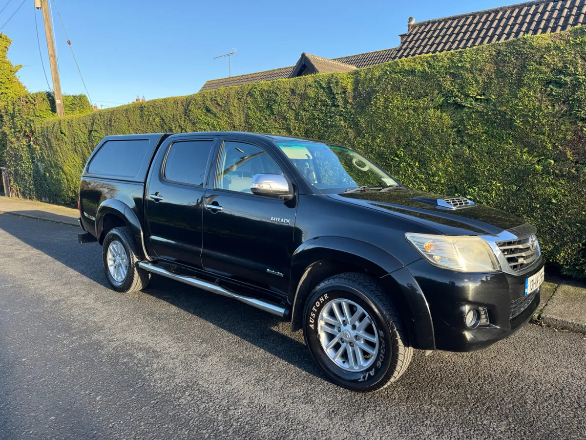 Toyota Hilux invincible 3.0 cvrt 10/26 - Image 1