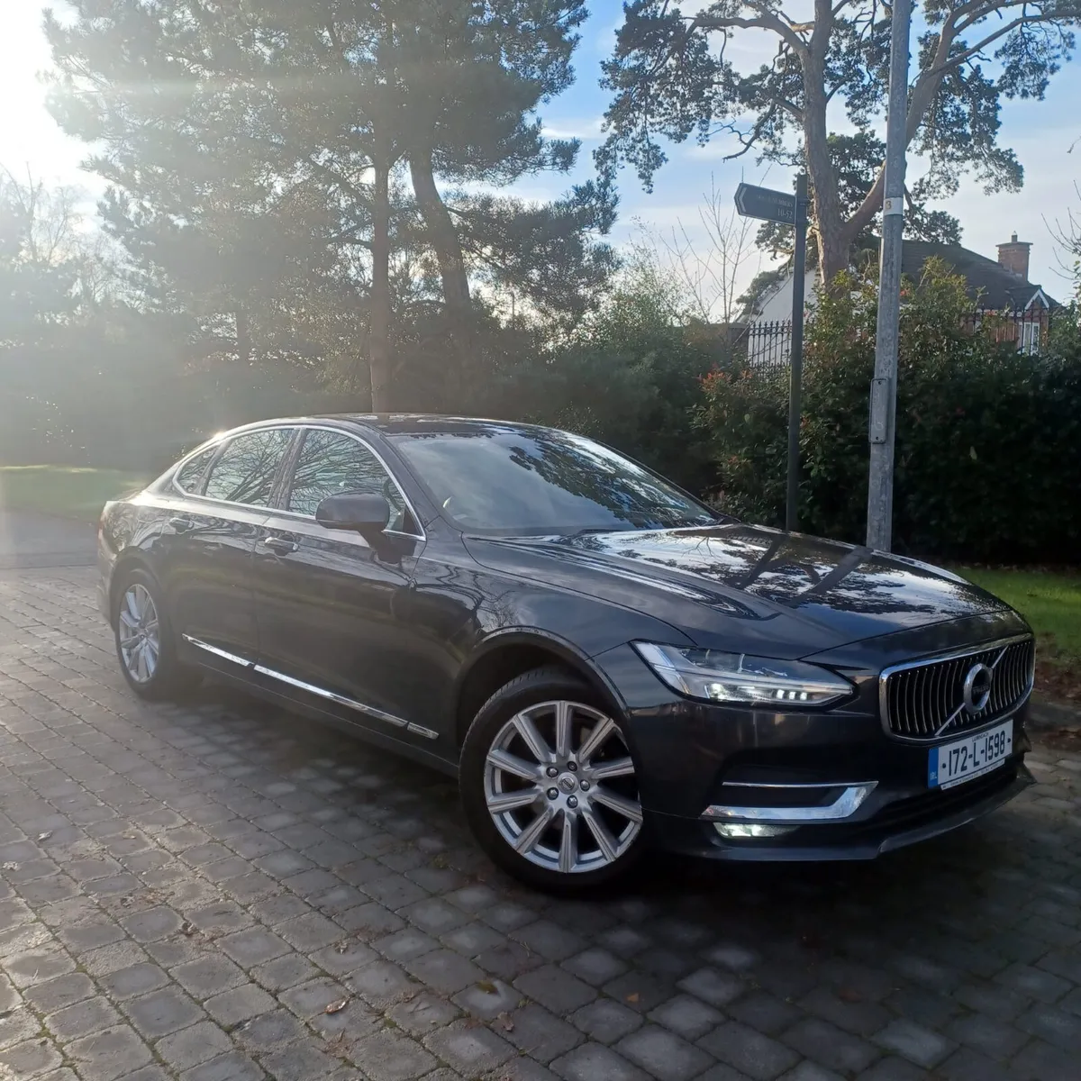 Volvo S90 2017 - Image 1