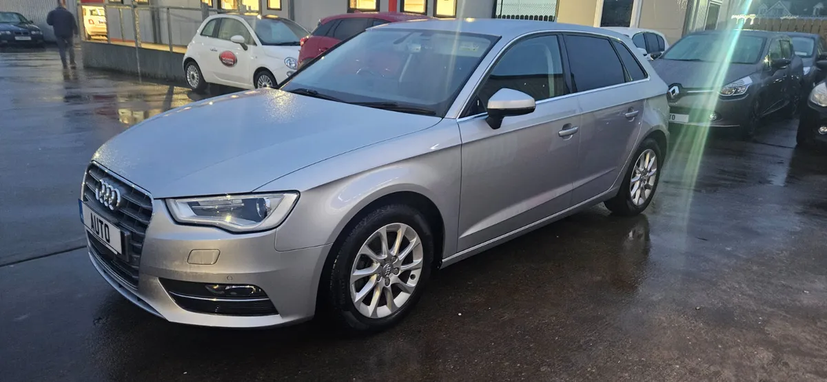 Audi A3 automatic 1.4 petrol tfsi low kms - Image 2