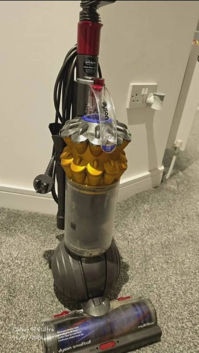 Dyson small ball multi floor vacuum - Image 2
