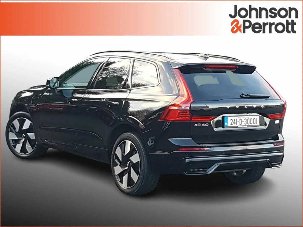Volvo XC60 T6 Recharge PHEV 350hp AT8 Plus Dark - Image 3