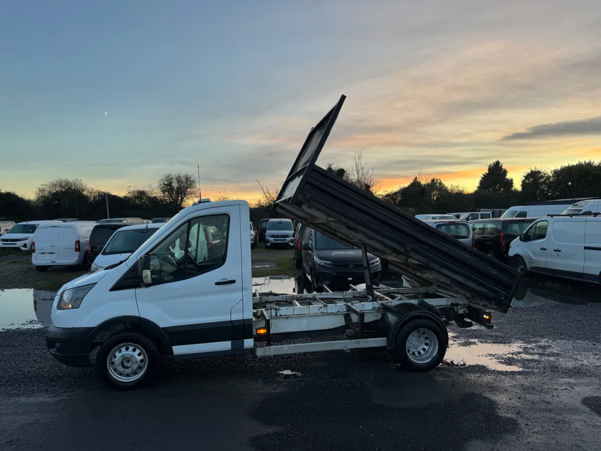 Ford Transit tipper low mileage - Image 3