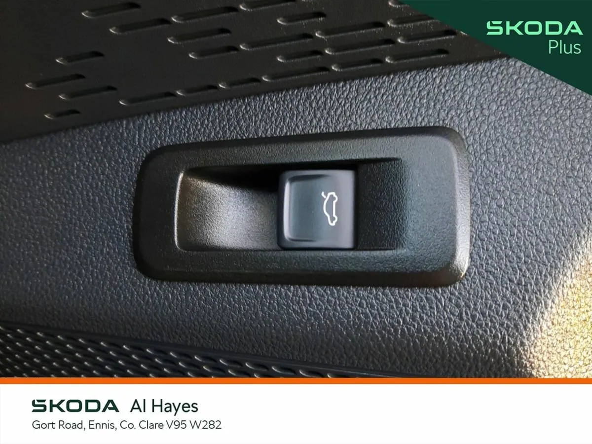 Skoda Octavia Sportline 2.0TDI 150HP DSG - Image 3