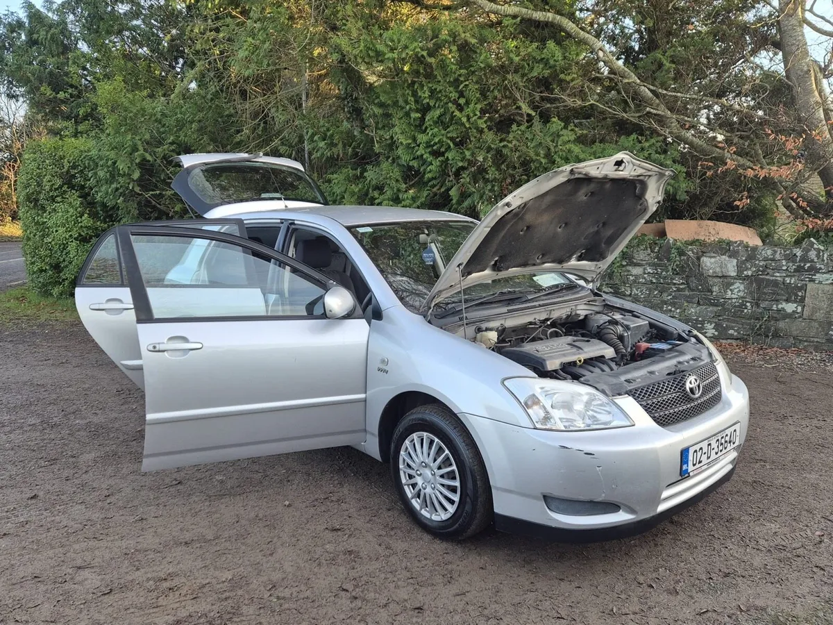 Toyota Corolla - Image 2