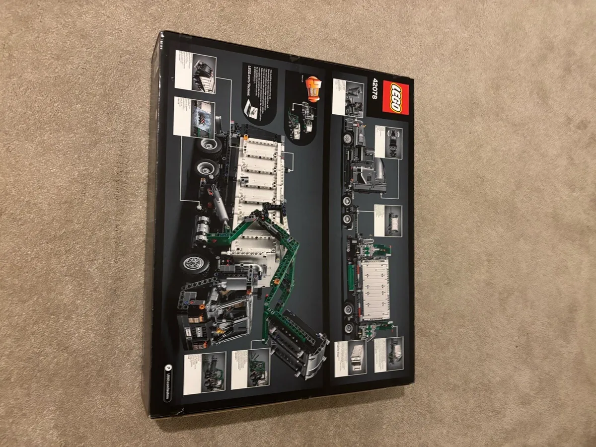 Lego Technic Truck 42078 - Image 2
