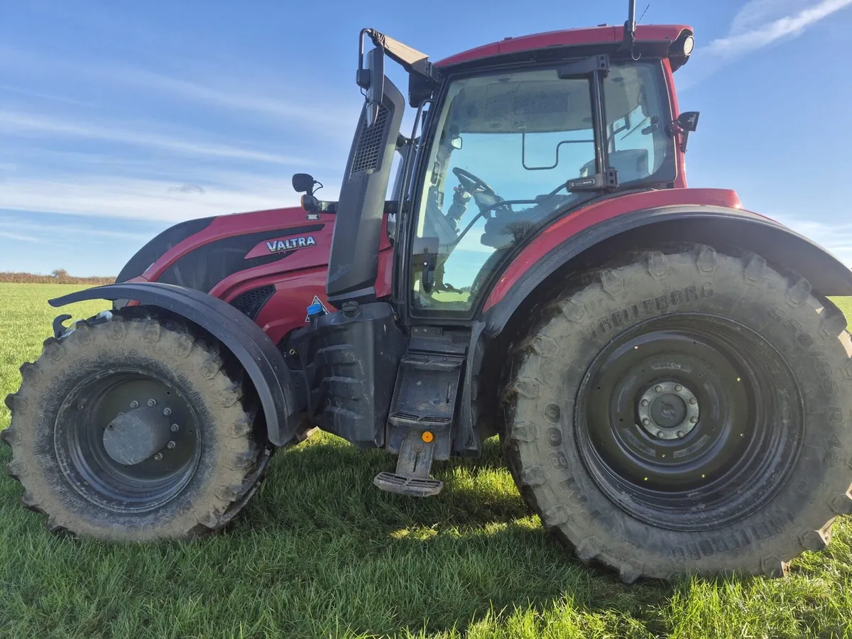 Valtra T234 - Image 3