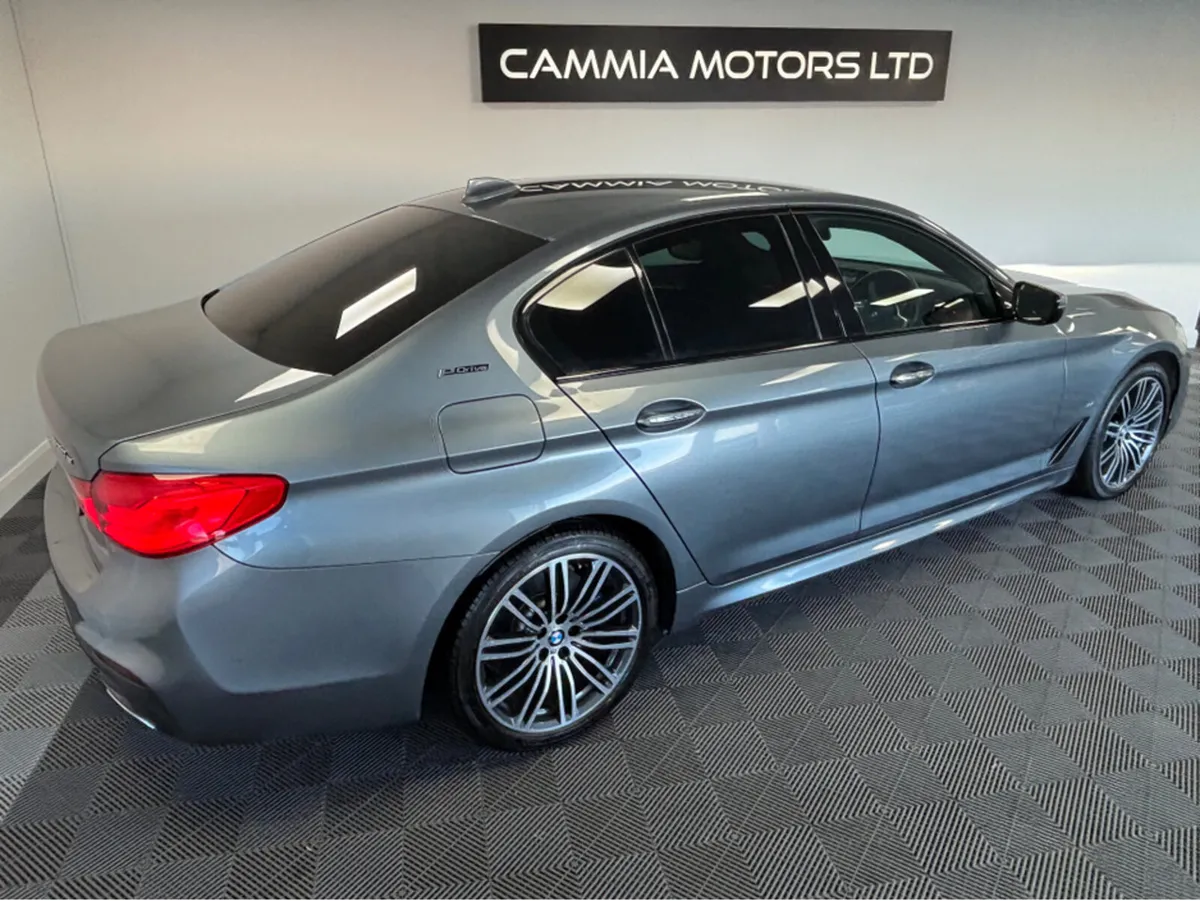 BMW 5-Series BMW 530E PLUG IN HYBRID*360 CAMERAS & - Image 4