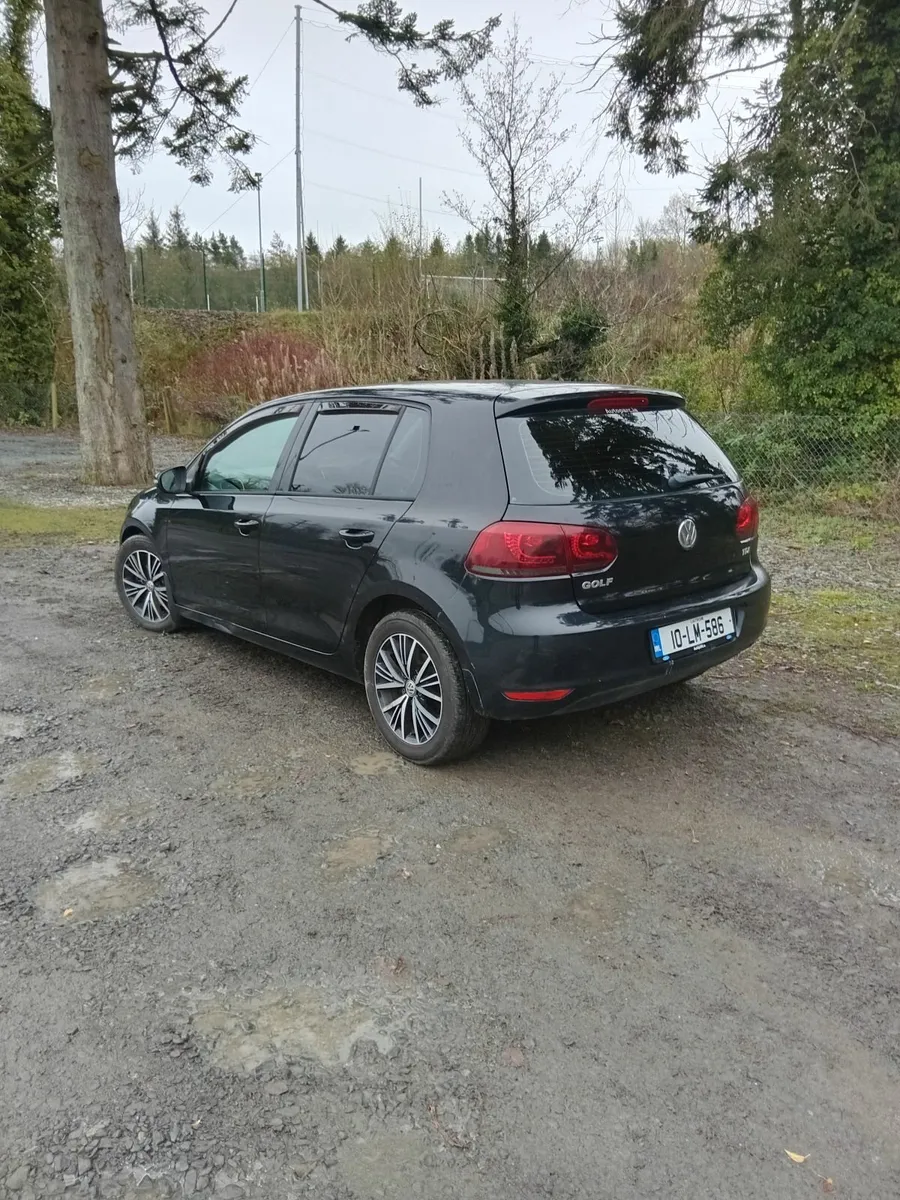 Volkswagen Golf 2010 - Image 4