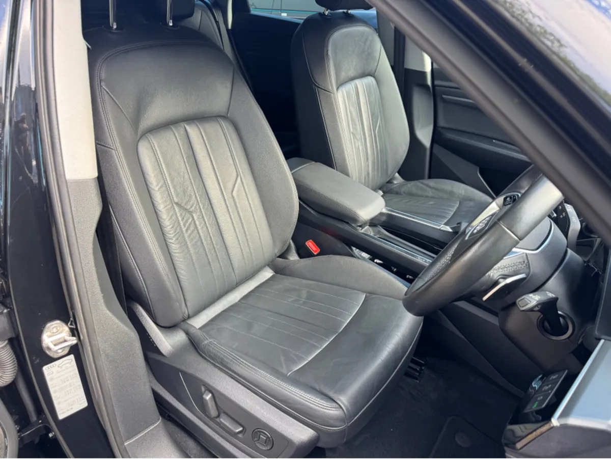 Audi e-tron 55 TECHNIK QUATTRO 300kw  95kWh//LOW M - Image 4