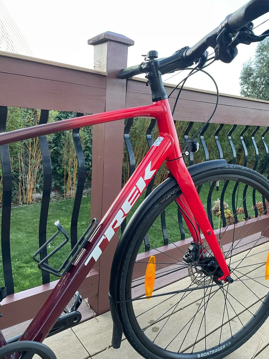 Trek FX3 Hybrid Bike (fully equipped) - Image 2