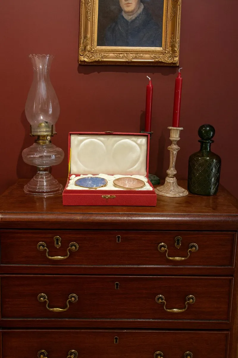 antique vintage CHINESE DISHES Luxury cottage GIFT - Image 1